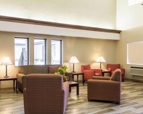 Quality Inn & Suites Vail Valley