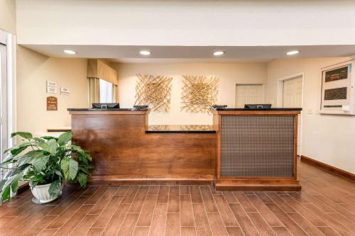 Quality Inn & Suites University Fort Collins