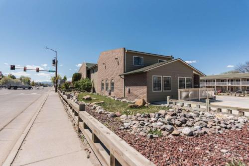 ทัศนียภาพภายนอกโรงแรม, 1st Interstate Inn Montrose in มอนโทรส (CO)