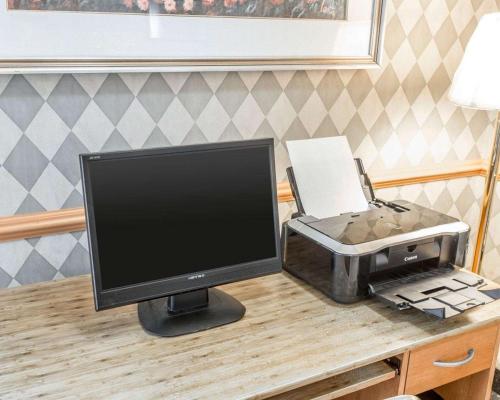 GreenTree Inn Denver Tech Center in Centennial, USA