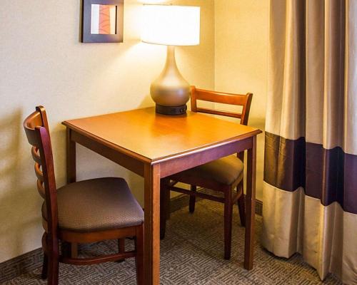 Comfort Inn Guilford near I-95