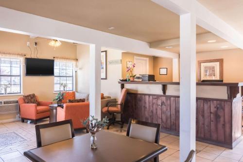 ล็อบบี้, 1st Interstate Inn Montrose in มอนโทรส (CO)