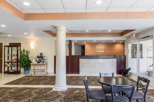 Quality Inn & Suites Danbury near University