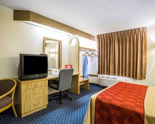 Econo Lodge Denver International Airport