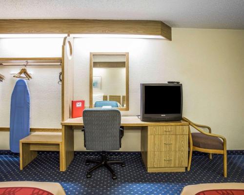 Econo Lodge Denver International Airport