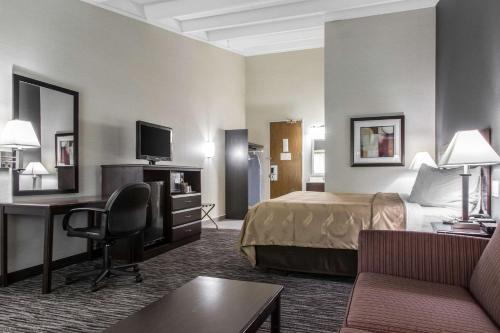 Quality Inn & Suites Danbury near University