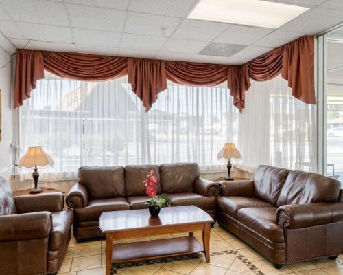 Rodeway Inn University in Newark, USA