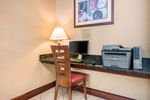 Quality Inn & Suites Tarpon Springs South