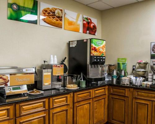 Food and beverages, Quality Inn Airport - Cruise Port in West Tampa