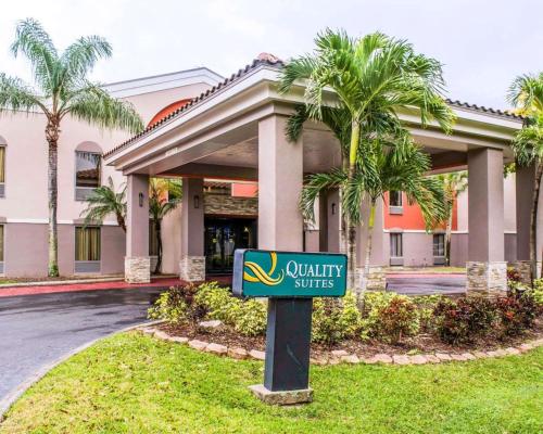 Quality Suites Fort Myers Airport I-75