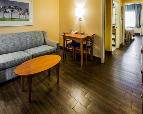 Beachside Hotel & Suites Cocoa Beach - Port Canaveral, Cocoa Beach (fotografie 10)