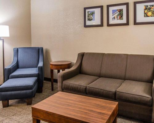 Comfort Inn & Suites Lakeland North I-4