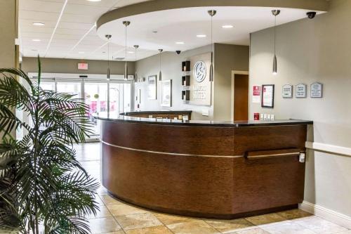 Comfort Suites Palm Bay - Melbourne - image 9