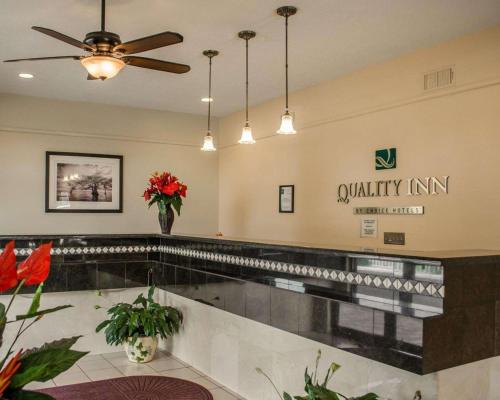 Quality Inn near Manatee Springs State Park