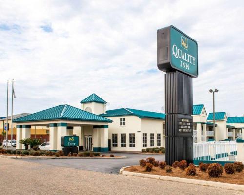 Quality Inn Chipley I-10 at Exit 120