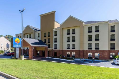 Comfort Inn & Suites in Dalton, USA