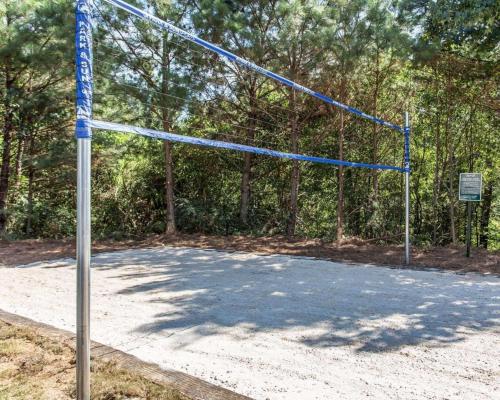 Suburban Studios Kennesaw-Marietta North – Kennesaw, GA