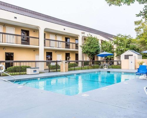 Quality Inn At The Mall Valdosta In Ga