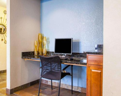 Quality Inn & Suites Ankeny-Des Moines - image 9