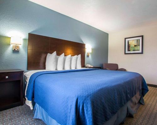 Quality Inn & Suites Ankeny-Des Moines