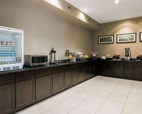 Sleep Inn & Suites Fort Dodge - 레스토랑