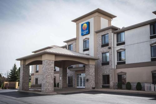 Comfort Inn Crystal Lake - Algonquin