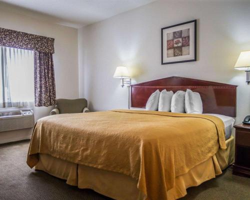 Quality Inn Peru near Starved Rock State Park