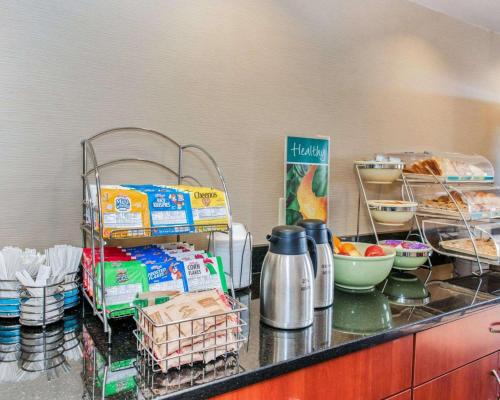 Quality Inn Effingham North - 레스토랑
