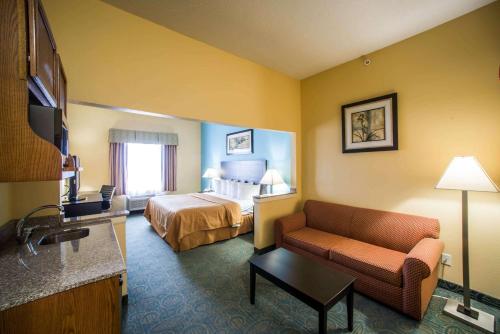 Quality Inn Litchfield Route 66 - image 4
