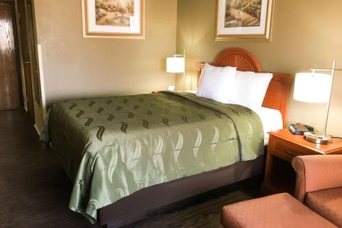 Quality Inn & Suites Lincoln near I-55 - image 3