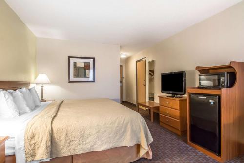 1 queen bed