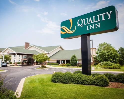 Quality Inn Bolingbrook I-55