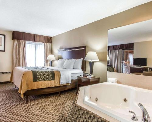 Quality Inn Macomb near University Area Quality Inn Macomb near University Area