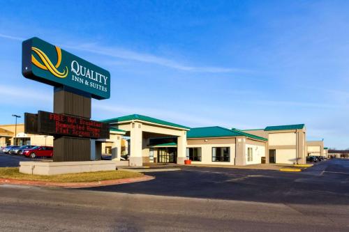 Quality Inn & Suites Moline