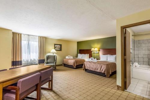 Quality Inn I-74 Batesville