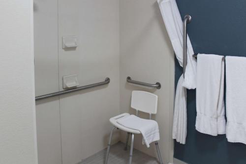 Quality Inn North Vernon near Hwy 50 - image 9