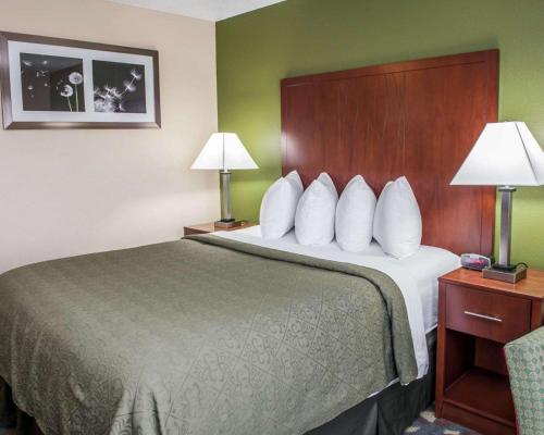 Quality Inn & Suites South Bend Airport