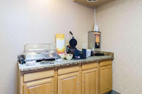 Quality Inn Chicopee-Springfield