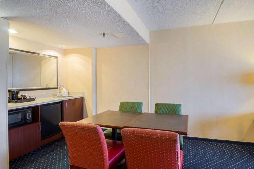 Quality Inn Boston-Revere