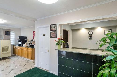 ล็อบบี้, Econo Lodge Sturbridge Route 20 in สเตอร์บริดจ์ (MA)