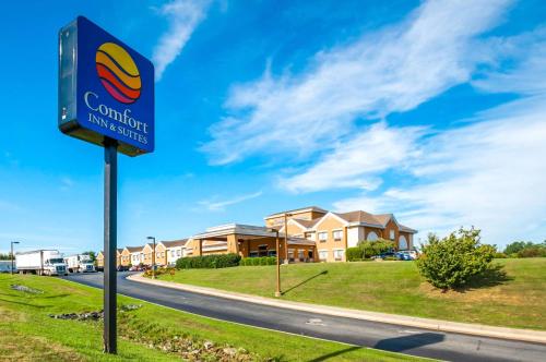 Comfort Inn and Suites North East