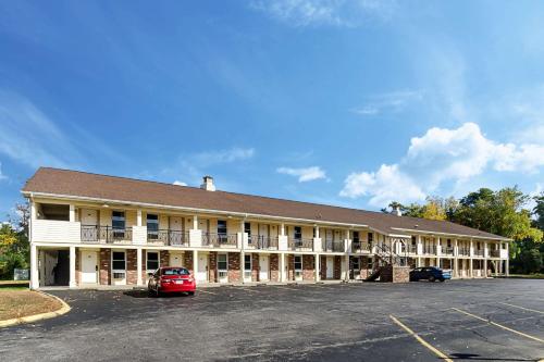 Econo Lodge Sturbridge Route 20