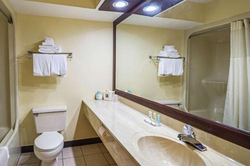 Quality Inn & Suites Frostburg-Cumberland