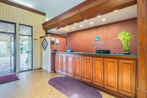 Lobby, Quality Inn & Suites Frostburg in Frostburg (MD)