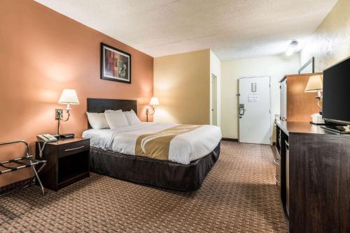 Bangor Suites Airport Hotel