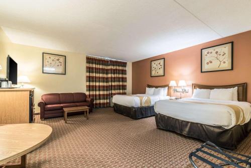 Bangor Suites Airport Hotel