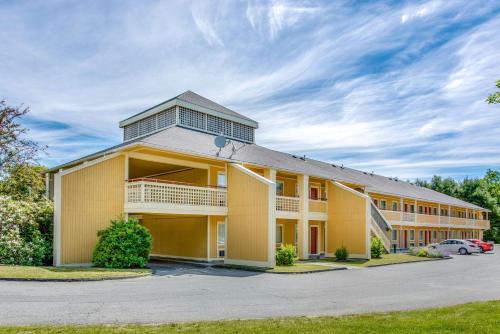 Econo Lodge Freeport - Brunswick Area