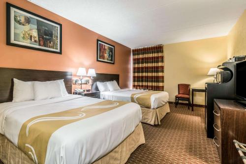 Bangor Suites Airport Hotel