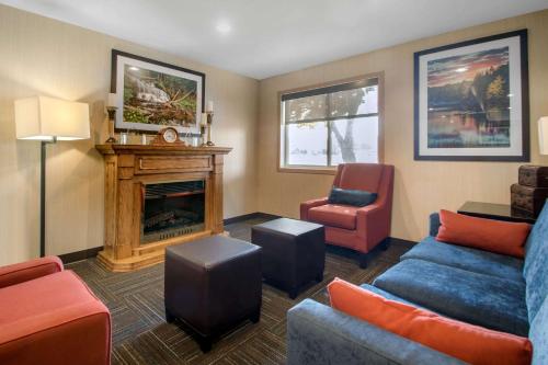 Comfort Inn Iron Mountain - main image