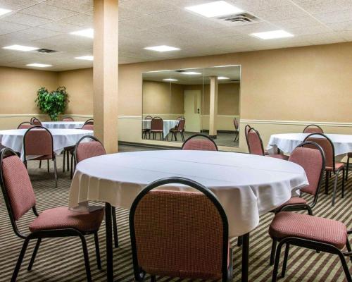 Comfort Inn Livonia